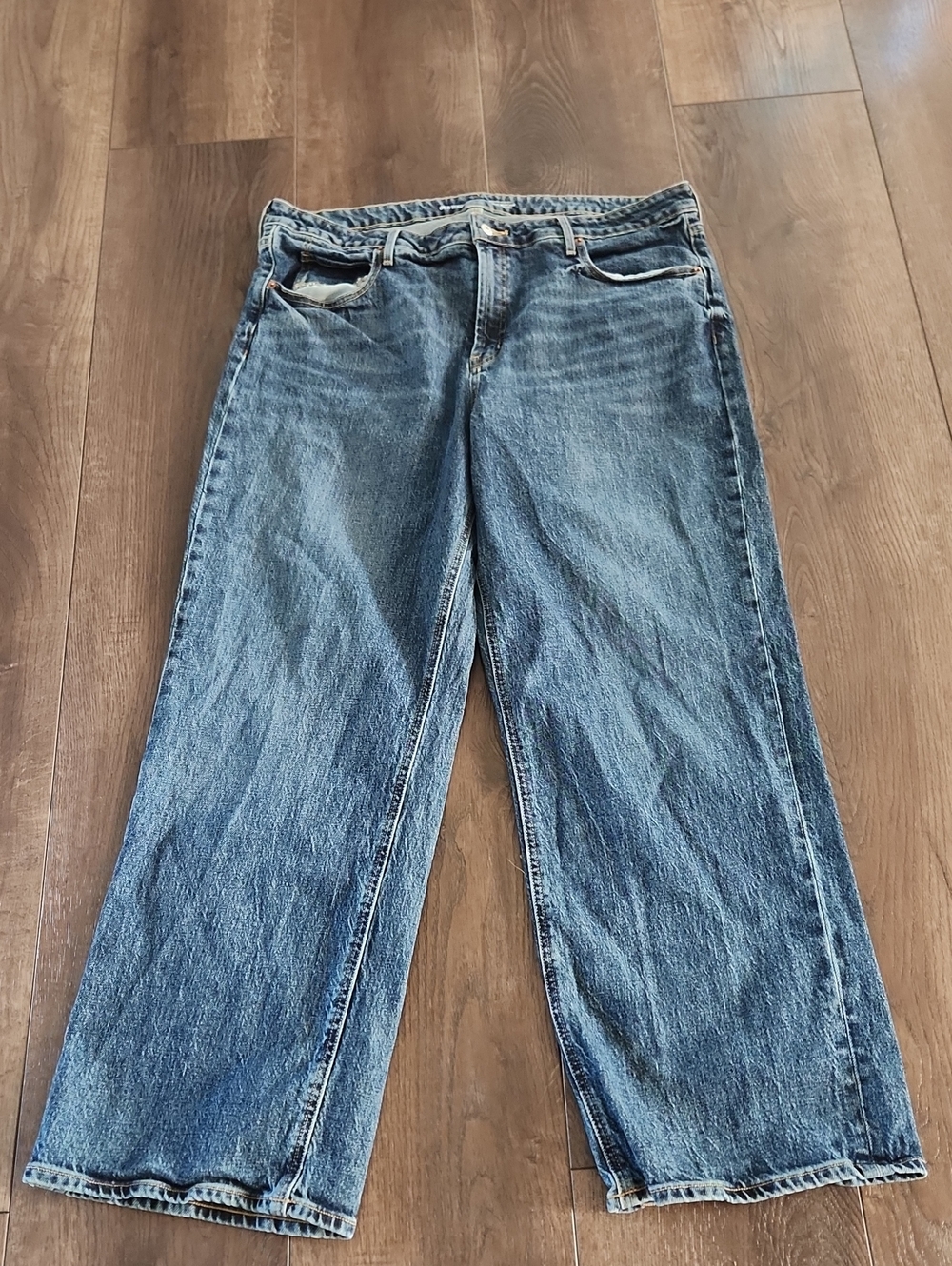 Old Navy sky-high wide leg jeans